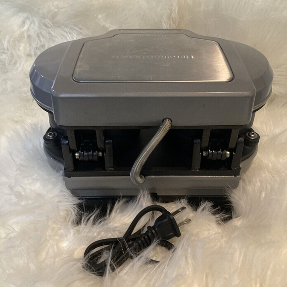 Hamilton Beach Dual Non Stick Breakfast Sandwich Maker Model 25490A Type ST30 !! - Picture 11 of 14